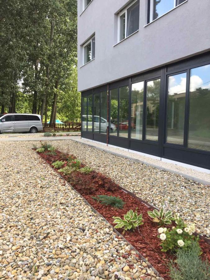 Thermal Forest Apartment Kiskunhalas Exterior photo